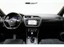 Volkswagen Tiguan Allspace 1.5 TSI R-Line Highline 7P Aut. [ Panoramadak Camera Stoelverwarming ]
