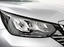 Peugeot e-2008 EV Allure 50 kWh Navigatie Apple Carplay Android Auto Camera Parkeerhulp Adaptive cruise control Dodehoekassistent Full Led Climate Control Virtual Cockpit Lichtmetalen velgen