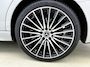 Mercedes-Benz C-klasse 300 e 140 Years Edition | Premium Plus | Nightpakket | Trekhaak | Panoramaschuifdak | 360° camera | GUARD 360° Plus | Middenconsole metaalstructuur | 19" multispaaks lichtmetalen AMG-velgen |