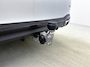 Mercedes-Benz C-klasse 300 e 140 Years Edition | Premium Plus | Nightpakket | Trekhaak | Panoramaschuifdak | 360° camera | GUARD 360° Plus | Middenconsole metaalstructuur | 19" multispaaks lichtmetalen AMG-velgen |
