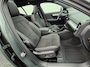 Volvo XC40 2.0 B3 Ultra Dark 19” Wielen - Panoramadak - Harman Kardon Audio - 360 Camera - R980 Interieur – Power seats met memory - Full led koplampen –Donkere hemel
