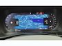 Volvo XC40 2.0 B3 Ultra Dark 19” Wielen - Panoramadak - Harman Kardon Audio - 360 Camera - R980 Interieur – Power seats met memory - Full led koplampen –Donkere hemel