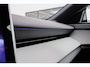 Polestar 4 Long Range Single Motor Prime 100 kWh Panorama dak | Pilot Assist | 360° 3D Camera | Harman Kardon Premium Sound | ​Head-up display | Verlicht logo | Pixel LED-koplampen met adaptief groot licht | Touchscreen achterin | 12-voudig verstelbare stoelen | Elektrisch verstelbare achterstoelen | Verwarmd stuurwiel en verwarmbare achterstoelen | Klimaatregeling met 3 zones | Intelligente luchtreiniging | 22 kW AC-laden