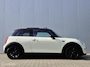 MINI Cooper 3-Deurs 1.5 CHILI BUSINESS/PANO/FULL LED/KEYLESS/HALF-LEDER/CLIMATE/17''LMV