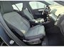 Volvo XC40 2.0 B3 Black Edition Plus 20” Wielen - Adaptive Cruise Control - Harman Kardon Audio - Climate - R7C0 Interieur – Camera achter - PDC voor en achter - Power seats links met memory - Two Tone