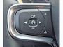 Volvo XC40 2.0 B3 Black Edition Plus 20” Wielen - Adaptive Cruise Control - Harman Kardon Audio - Climate - R7C0 Interieur – Camera achter - PDC voor en achter - Power seats links met memory - Two Tone