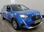Peugeot e-2008 50 kWh 136pk EV Active | SOH 90% | Achteruitrijcamera | PDC | CarPlay | Getinte ramen | Cruise control | 16"