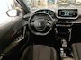 Peugeot e-2008 50 kWh 136pk EV Active | SOH 90% | Achteruitrijcamera | PDC | CarPlay | Getinte ramen | Cruise control | 16"