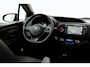 Toyota Yaris 1.5 Hybrid Premium | Panoramadak | Fietsensteun | Navigatie | Keyless | Cruise Control | Clima | Camera | Premium audio | 16 inch | Rijstrooksensor | Bluetooth | DAB | Dakspoiler