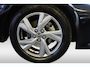 Mazda 2 Hybrid 1.5 Exclusive-line l Adaptieve Cruise Contol l Lane Assist l BLIS l PDC l Parkeercamera l Stuur- en Stoelverwarming l Apple carplay/ Android auto l 16 inch