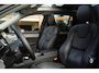 Volvo XC90 T8 Hybride AWD Ultra Dark | Luchtvering | Massage | Head-Up | Ventilatie stoelen | 360° Camera | Panoramadak |