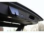 Volvo XC60 T6 Plug-in hybrid AWD Inscription Exclusive | Panoramadak | Stoel- en stuurverwarming | Parkeercamera | Elektrisch verstelbare stoelen | Trekhaak |