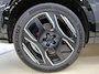 Peugeot e-5008 GT Exclusive 73 kWh 7p | Fase 3 laden | SOH 100% | Panorama/schuifdak | Lederen bekleding | Trekhaak | NL auto |