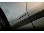 Land Rover Range Rover Velar 2.0 I4 Turbo AWD R-Dynamic HSE 21-inch | Panoramadak | Luchtvering | Stoelverwarming