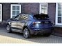 Lynk & Co 01 PHEV BLAUW MY23/Panoramadak Grib Automotive B.V. – Klein in schaal, groot in service! Welkom bij Grib Automotive B.V. uit Sassenheim! Bij ons draait alles om persoonlijk contact, vertrouwen en tevreden klanten. Wij zijn een kleinschalig autobedrijf
