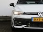 Volkswagen Golf 1.5 eHybrid GTE | Panoramadak | Trekhaak wegklapbaar | Adaptief onderstel | Head-up | Matrix LED | 360° camera | Black style |