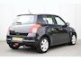 Suzuki Swift 1.3 Shogun VERSNELLINGSBAK MAAKT IETSJE LAWAAI