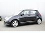 Suzuki Swift 1.3 Shogun VERSNELLINGSBAK MAAKT IETSJE LAWAAI