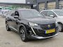 Peugeot e-2008 EV GT 50 kWh | Fase 3 laden | Panorama/schuifdak | Navigatie | Camera | Full LED | NL auto | Apple carplay |