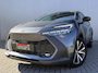 Toyota C-HR / C-HR+ 1.8 Hybrid 140PK First Edition Bi-Tone/Winter-pack/Gr.-navigatie/Elektr.klep/Camera/Adapt.-cruise