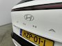 Hyundai Kona Electric Long Range Pure Edition 64.8 kWh | Navigatie & Draadloos carplay | Camera | Sensoren |