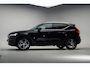 Volvo XC40 T5 Recharge 262pk Momentum Pro [ Panorama Trekhaak Harman/Kardon ]