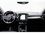 Volvo XC40 T5 Recharge 262pk Momentum Pro [ Panorama Trekhaak Harman/Kardon ]