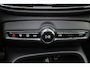 Volvo EX40 Extended Range Ultra Black Ed. 82 kWh - Panorama/schuifdak - IntelliSafe Assist & Surround - 360º Camera - Harman/Kardon audio - Verwarmde voorstoelen & stuur - Parkeersensoren voor & achter - Elektr. bedienb. voorstoelen met geheugen links - Draadloze tel. lader - Warmtepomp - Extra getint glas - Inklapbare trekhaak - 20' LMV