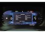 Volvo EX40 Extended Range Ultra Black Ed. 82 kWh - Panorama/schuifdak - IntelliSafe Assist & Surround - 360º Camera - Harman/Kardon audio - Verwarmde voorstoelen & stuur - Parkeersensoren voor & achter - Elektr. bedienb. voorstoelen met geheugen links - Draadloze tel. lader - Warmtepomp - Extra getint glas - Inklapbare trekhaak - 20' LMV