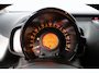 Citroën C1 1.0 e-VTi Feel/ 5-Drs/ Airco/ C.V. Afstand/ Elek. Ramen/ Isofix/ Bluetooth/ Multi. Stuur/ Toerenteller/ AUX & USB/ Chroom/ Extra getint glas/ LED Dagrijverl.