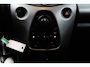 Citroën C1 1.0 e-VTi Feel/ 5-Drs/ Airco/ C.V. Afstand/ Elek. Ramen/ Isofix/ Bluetooth/ Multi. Stuur/ Toerenteller/ AUX & USB/ Chroom/ Extra getint glas/ LED Dagrijverl.