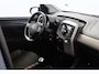 Citroën C1 1.0 e-VTi Feel/ 5-Drs/ Airco/ C.V. Afstand/ Elek. Ramen/ Isofix/ Bluetooth/ Multi. Stuur/ Toerenteller/ AUX & USB/ Chroom/ Extra getint glas/ LED Dagrijverl.