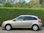 Renault Clio Estate 1.2-16V Dynamique|Airco|Stoelverwarming|APK tot 29-08-2027|All season banden|