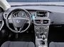 Volvo V40 1.6 T2 Momentum | Cruise control | Stoelverwarming | Trekhaak | Climate control | Parkeersensoren | Bluetooth |