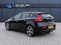 Volvo V40 1.6 T2 Momentum | Cruise control | Stoelverwarming | Trekhaak | Climate control | Parkeersensoren | Bluetooth |