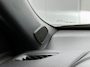 Toyota Yaris Cross 1.5 Hybrid Dynamic + | Dodehoek detectie | Stoel+stuurverwarming | Parkeersensoren voor+achter | LED Matrix | Draadloze telefoonlader | Climate Control | Cruise Control Adaptive | Apple CarPlay/Android Auto |