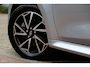 Toyota Yaris 1.5 Hybrid Dynamic Team Navi Carplay ACC Camera