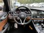 Alfa Romeo Giulia 2.0 T Q4 AWD Veloce / 280 Pk / NL-Auto / 1e-Eigenaar / Vol-Leder / Stuur -en Stoelverwarming / Elektr.-Stoelen met Geheugen / Flippers / Cruise-Control / Climate-Control /Radio-Bluetooth / Navi / PDC V+A / 18'' LMV / Inclusief Winterset LMV! / ENZ.