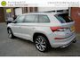 Skoda Kodiaq 1.5 TSI 150PK SPORTLINE BUSINESS 7P 7ST ORIGINEEL NEDERLANDS FULL LED 20INCH ELECTR.TREKHAAK ALCANTARA/LEDER ELECTR.STOEL+MEMORY STOEL/STUUR/VOORRUITVERWARMING ADAPTIEVE CRUISE CAMERA ANDROID/APPLECARPLAY NAVI ENZ...