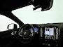 Volvo EX40 Single Motor Extended Range Plus 82 kWh | Parkeercamera | Harman Kardon | Stoel- en stuurverwarming | Cruise control adaptief