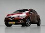 Renault Clio Estate 1.5 dCi Ecoleader Zen Sport (NAVI,CLIMATE,CRUISE,ELEKTRISCH PAKKET,BLACK/RED EDITION,SPORTSTOELEN,LM VELGEN)