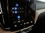 Volvo XC60 2.0 T6 Plug-in hybrid AWD Ultra Dark | Trekhaak | Luchtvering | Panoramadak | 360 Camera | Memory seats |