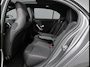 Mercedes-Benz A-klasse 250 e Business Solution AMG | Panoramadak | Multibeam Led | Apple Carplay & Android Auto | Sfeerverlichting | Stoelverwarming Voorin | Achteruitrijcamera | Nightpakket