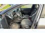 Renault Captur TCe 140 Intens | trekhaak | adaptieve cruise control | stoel-, stuur- & voorruitverw. | 360 camera |