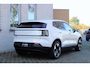 Volvo EX30 P3 Long Range Plus Europa 69 kWh | Extra getint glas | Indigo interieur | Verwarmd stuurwiel | Verwarmde voorstoelen | 18" lichtmetalen velgen | Apple carplay / Android auto |