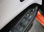 Suzuki Swift 1.2 Style Smart Hybrid | Dealer onderhouden | Dodehoek detectie | Keyless Entry/Start | Stoelverwarming | Parkeersensoren achter | Navigatie | Apple CarPlay/Android Auto | Climate Control |