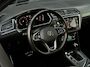 Volkswagen Tiguan 1.5 TSI R-Line Business+ - Trekhaak - NL Auto - Full options