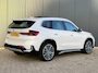 BMW iX1 xDrive30 Launch Edition 67 kWh | Climate Control | Cruise Control | Apple carplay | Android auto | Stoel en stuur verwarming | Stoelgeheugen | Achteruitrijcamera |