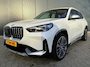 BMW iX1 xDrive30 Launch Edition 67 kWh | Climate Control | Cruise Control | Apple carplay | Android auto | Stoel en stuur verwarming | Stoelgeheugen | Achteruitrijcamera |