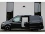 Mercedes-Benz V-klasse 300d / AMG / Exclusive / 4-Matic / DC / Pano / Luchtv / Elec Stoel voor+achter / Burmester / Vol Opties / NIEUWSTAAT